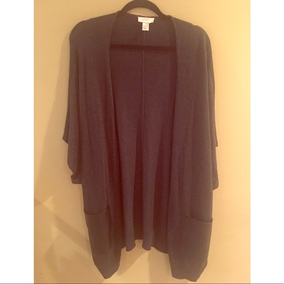 Grey and black oversized flyaway - Picture 1 of 3